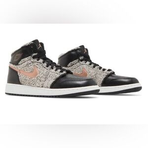 Air Jordan 1 Retro High GS Fleece Pink Metallic Swoosh Hi Top Black Shoes Kids4Y